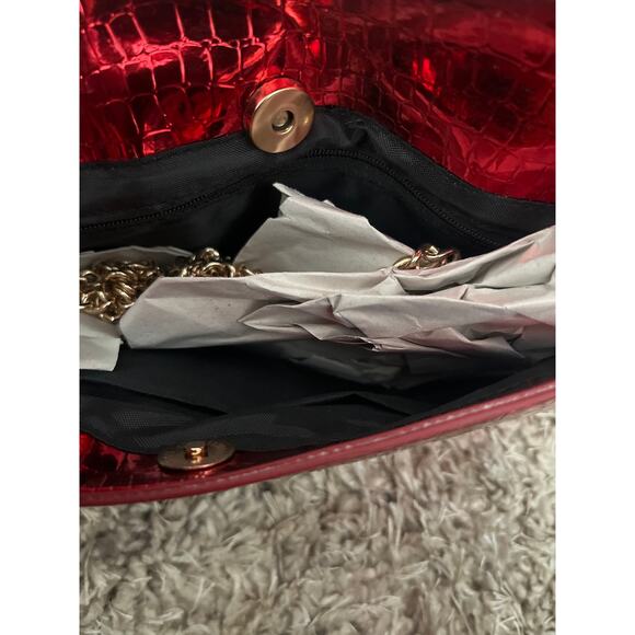 New York @ Company New leather red clutch with chain! NWT - Picture 5 of 5
